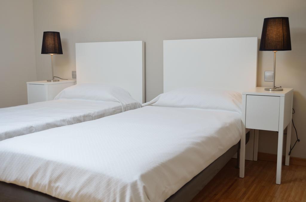 Girona Housing Ginesta 9 Apartment Room photo