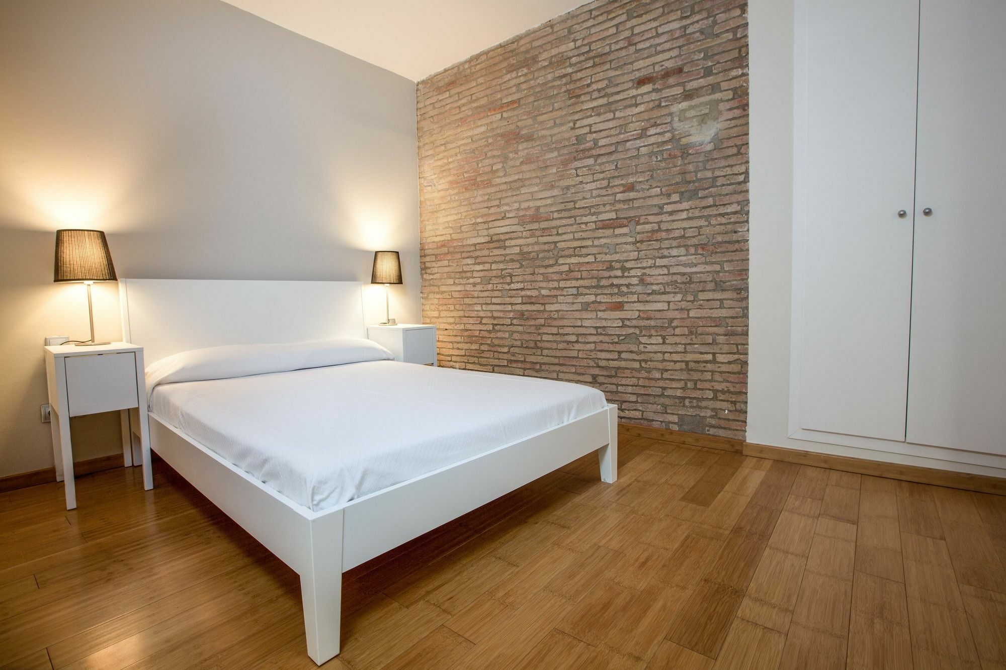 Girona Housing Ginesta 9 Apartment Exterior photo